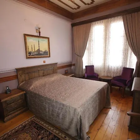 Szálloda Mihran Hanim Konagi 3*