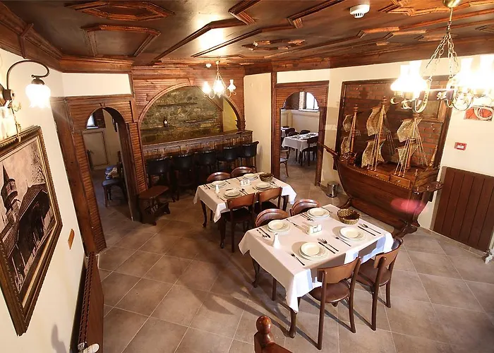 Hotel Mihran Hanim Konagi 3*