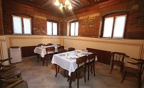 Hotel Mihran Hanim Konagi 3*