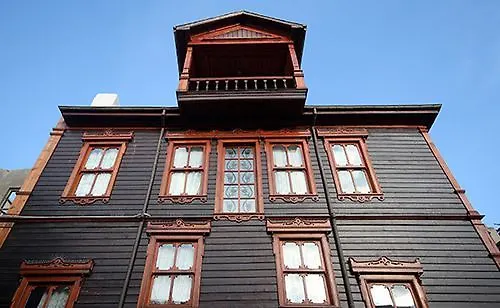 Hotel Mihran Hanim Konagi 3*